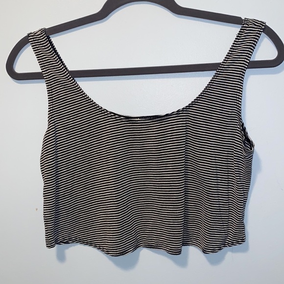 COPY - Black and White Striped Cropped Tank - Picture 2 of 4